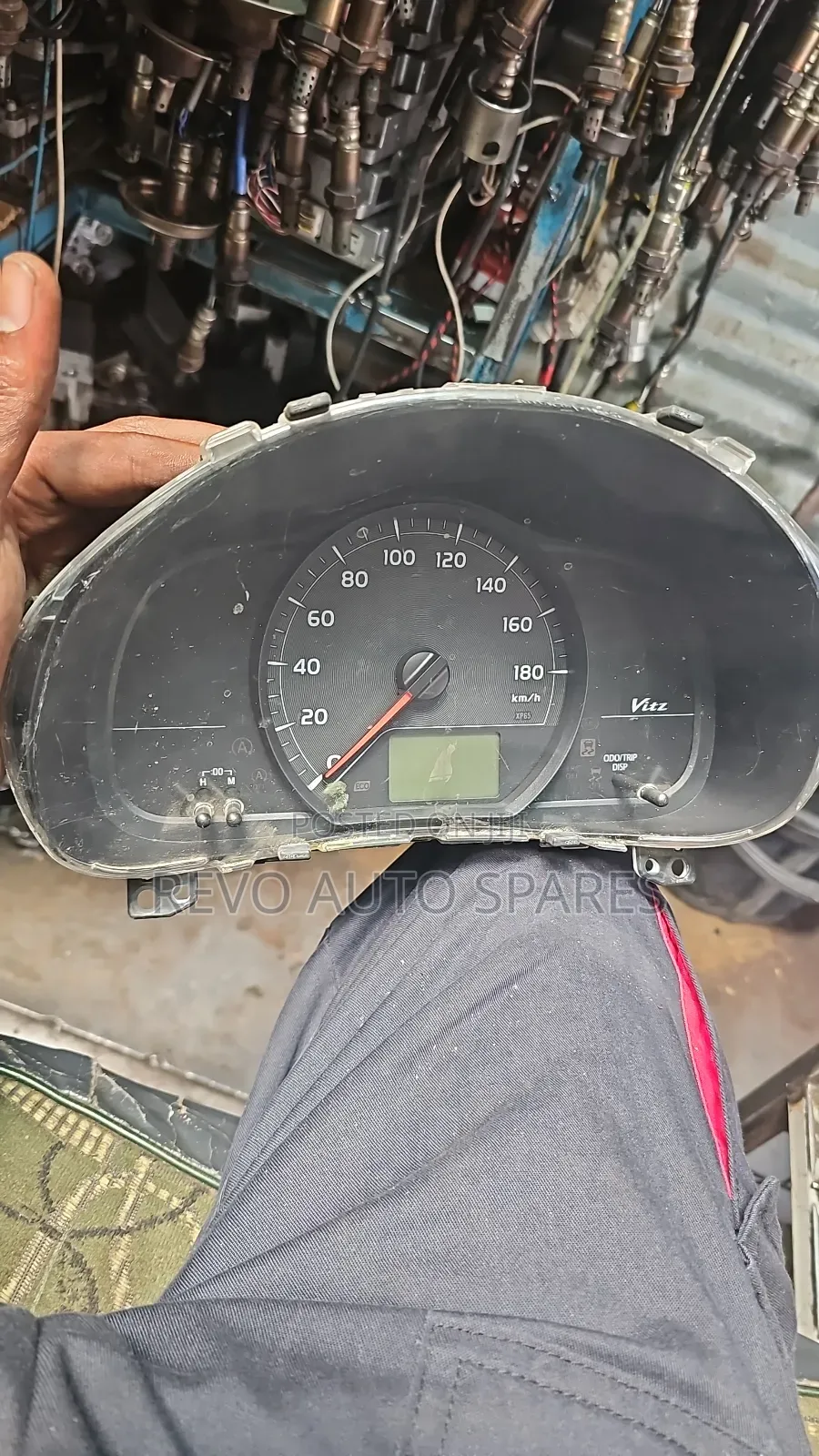Clock Toyota Vits