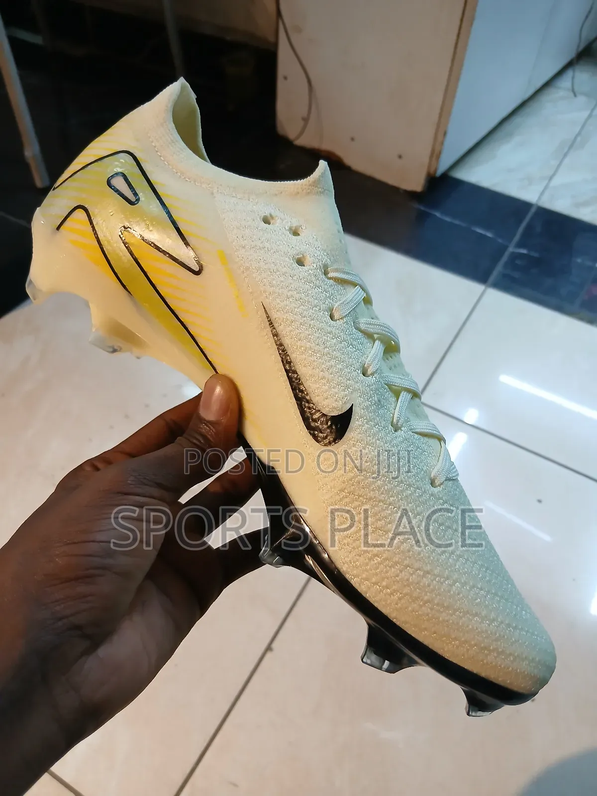 Air Zoom Elite "Beige/Black" Merc Vapor 16 Soccer Cleats
