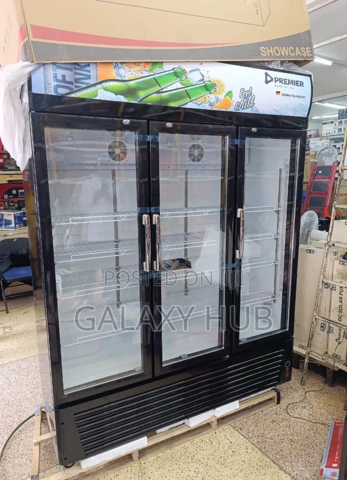 Premier Showcase 728 Litres