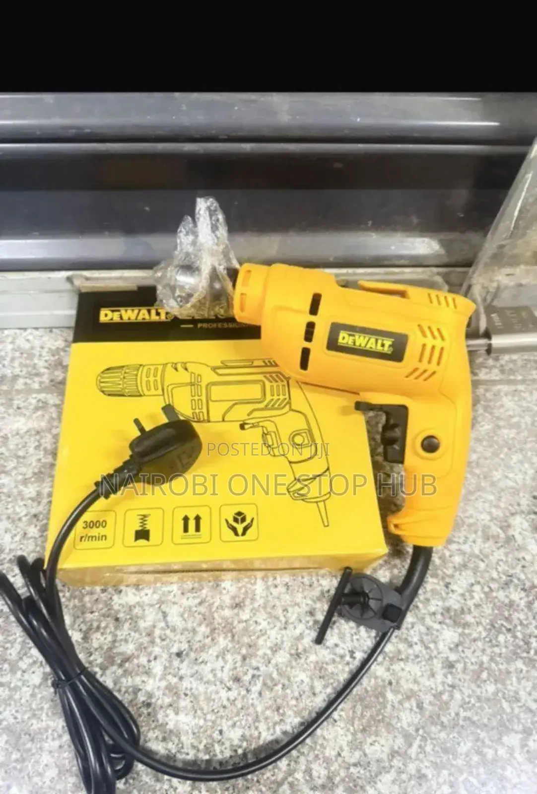 Dewalt Dwd014s-Qs Rotary Drill. 3000r/Min