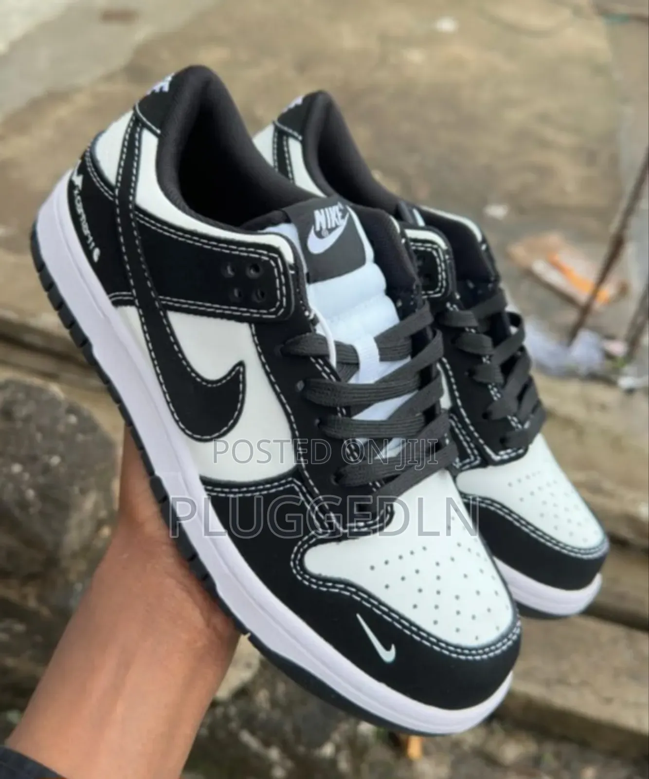 Nike Low Dunk Batman Sneakers