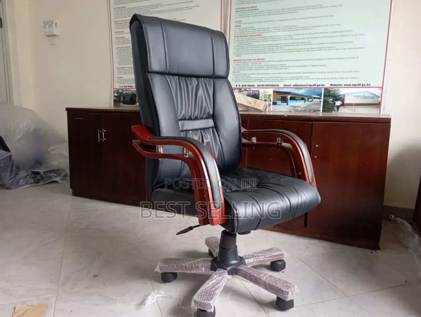 Executive Office Chair