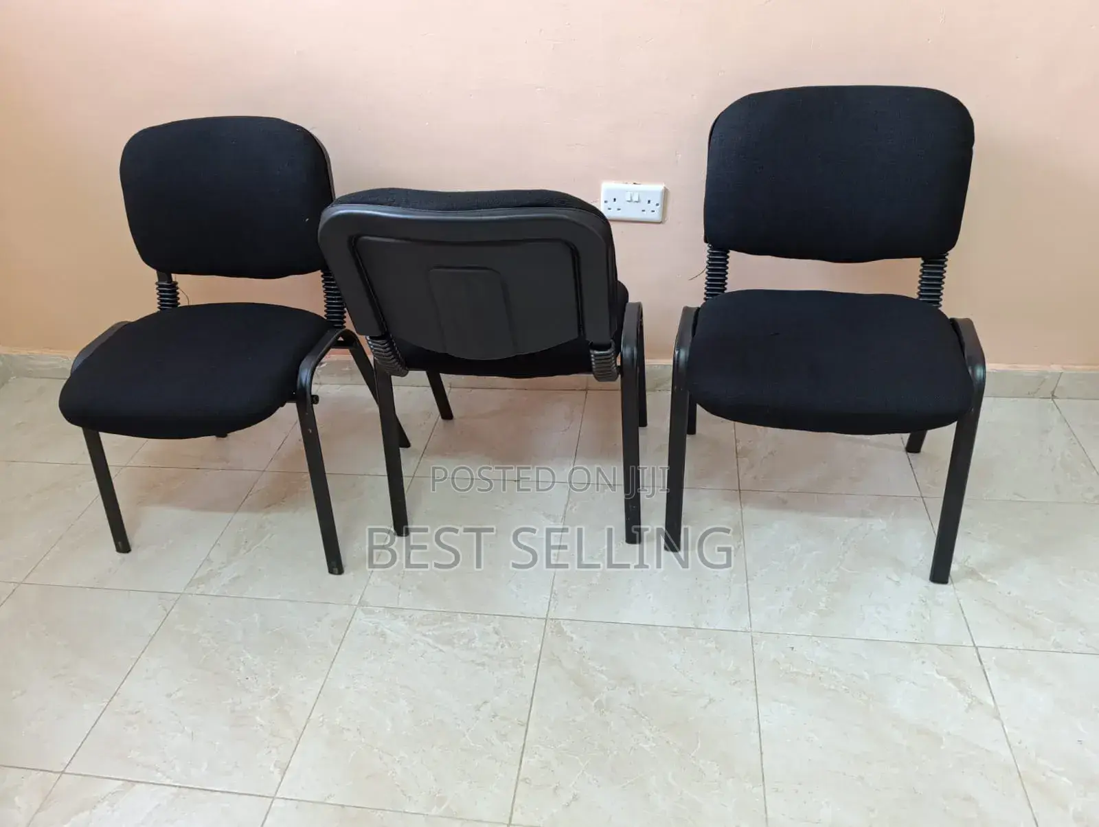 Tosca Visitors Chair