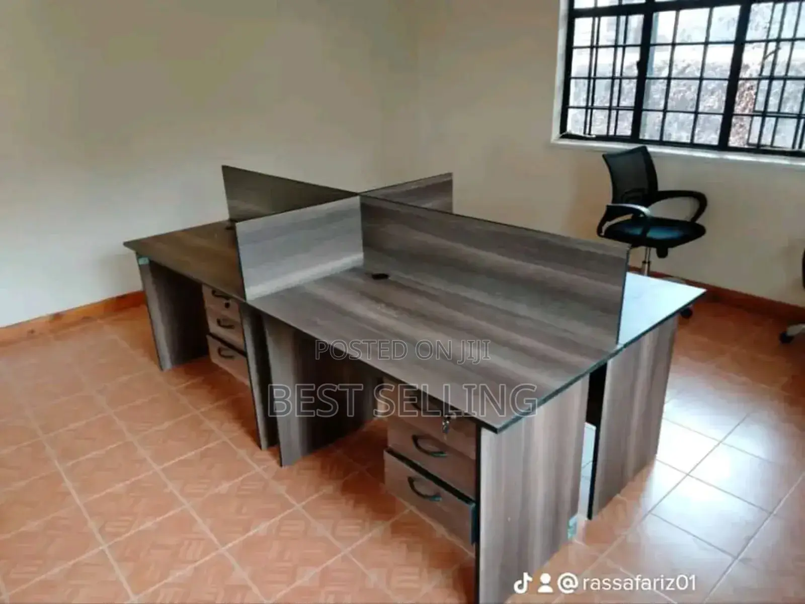 4 Way Local Work Station