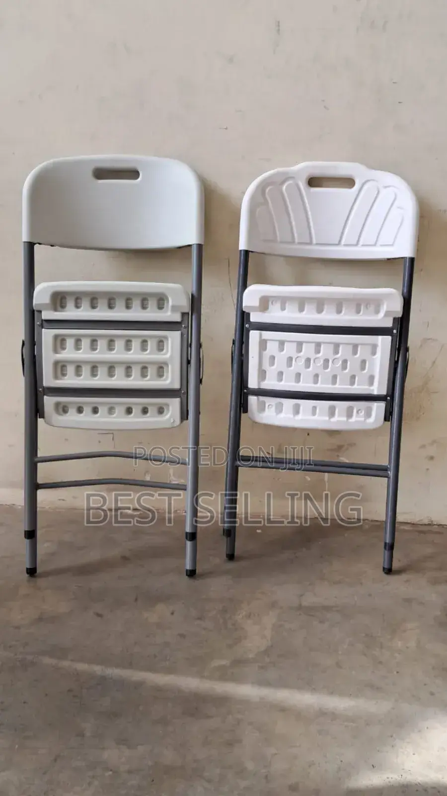 White Foldable Chair