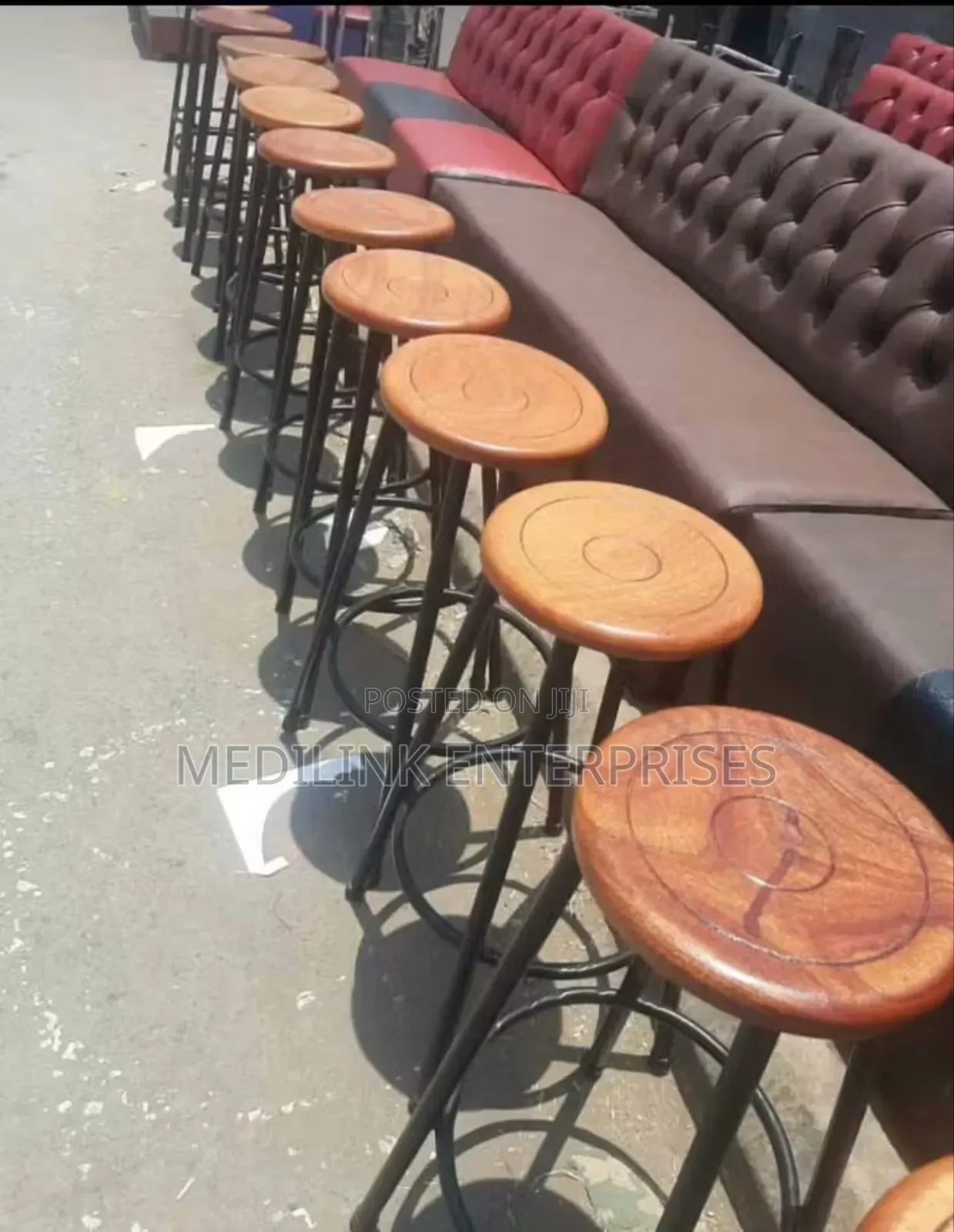 Wooden Metallic Bar Stools
