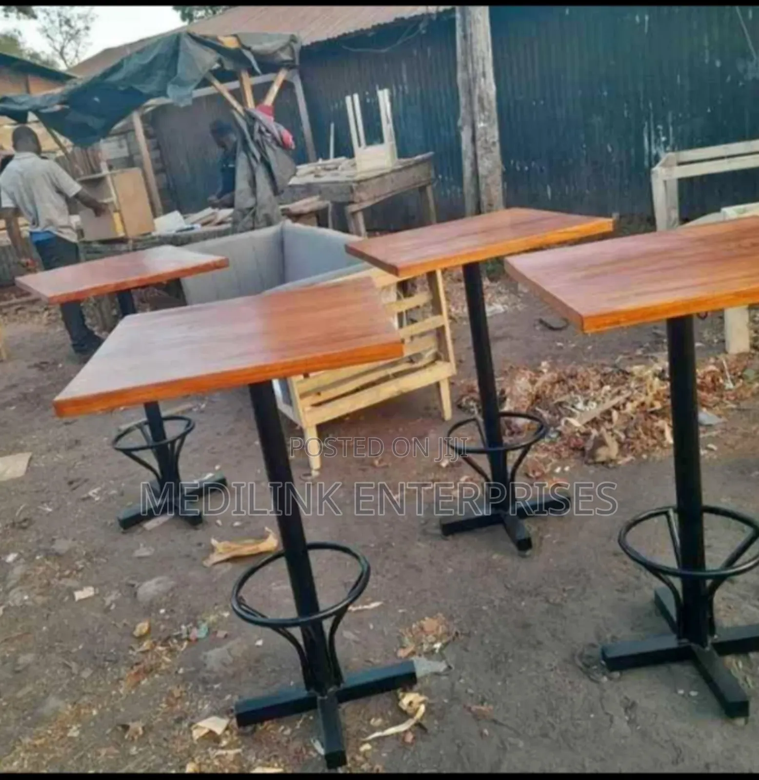 Wooden Metallic Restaurant Tables