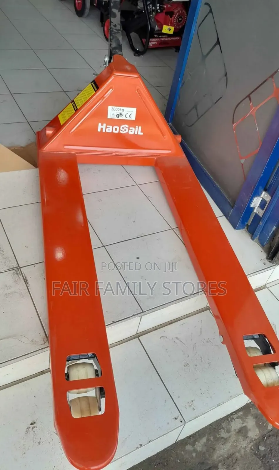 Pallet Truck 3 Tone