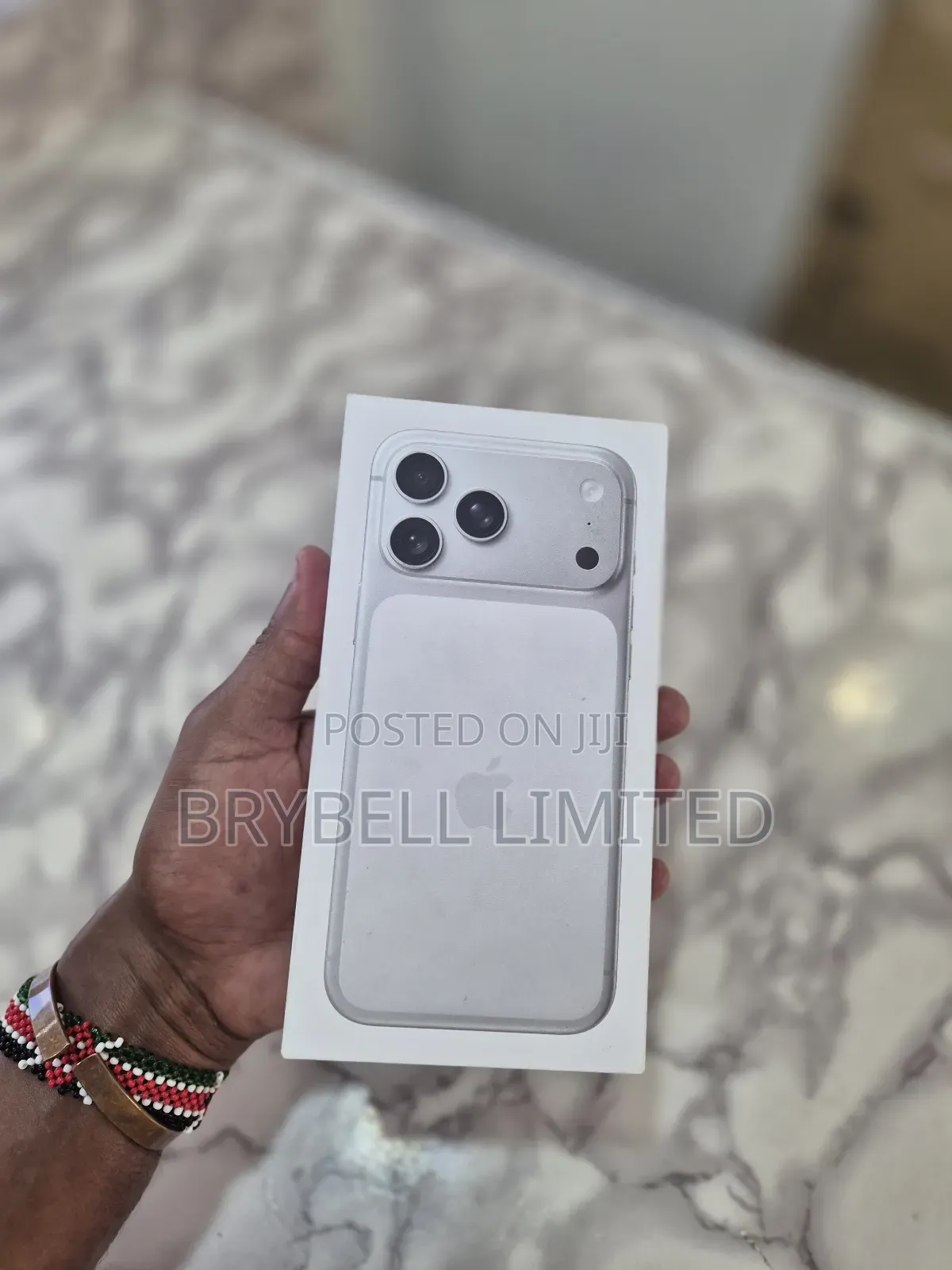 New Apple iPhone 17 Pro Max 256 GB Silver