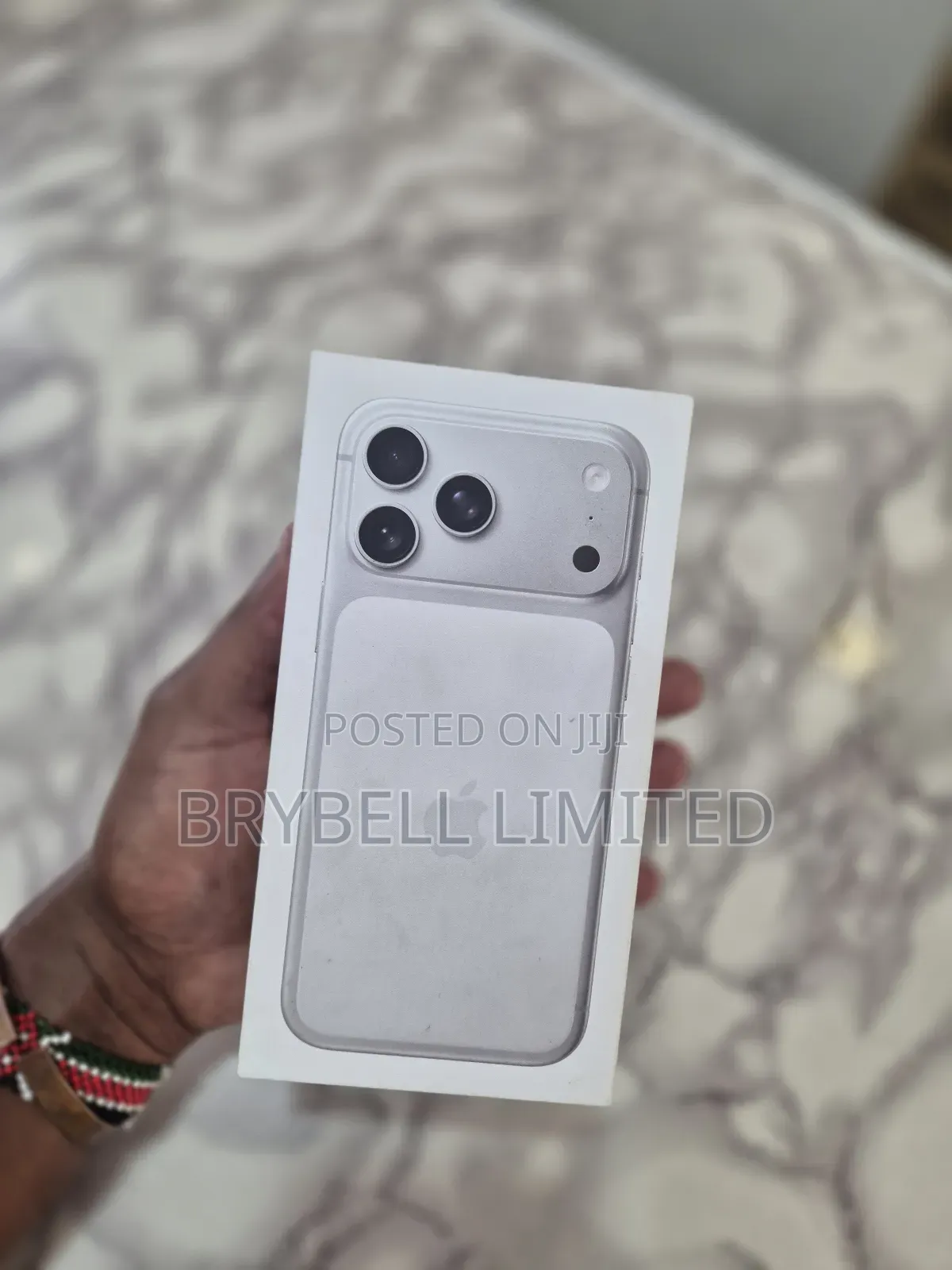New Apple iPhone 17 Pro Max 256 GB Silver