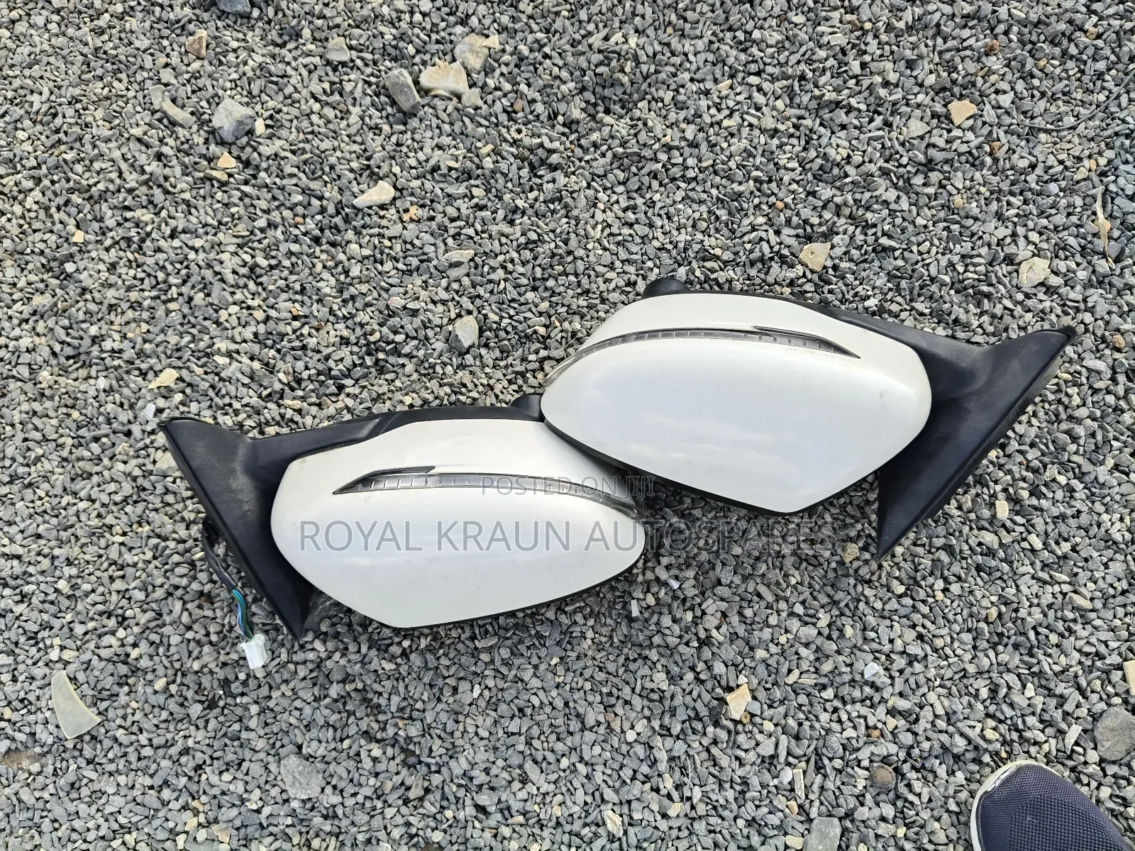 Xtrail Nt32 Side Mirrors With Camera
