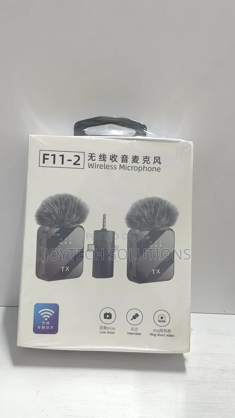 Lavalier Lapel Wireless Microphone Plug and Play With Clear Timbre.