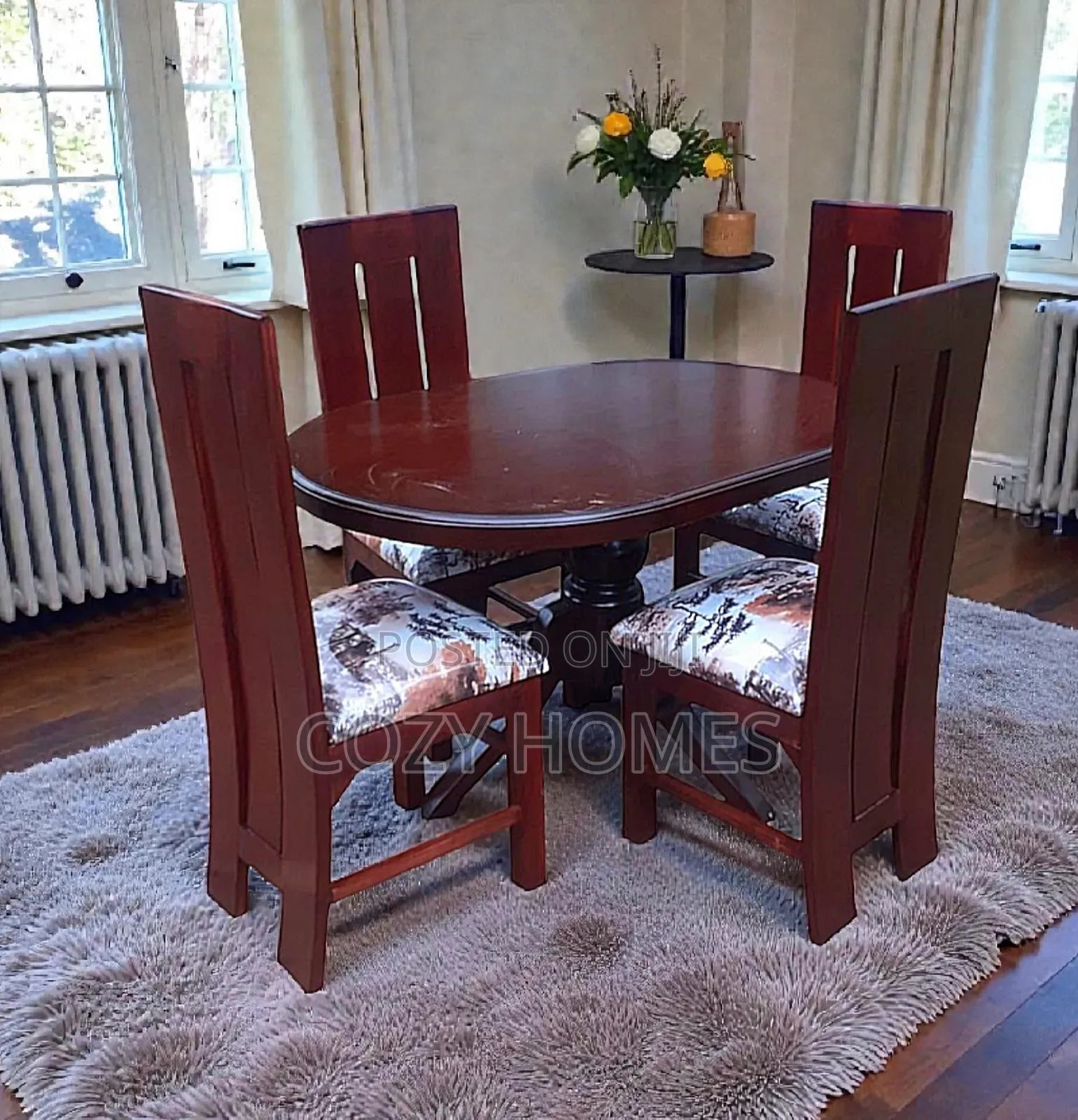Dining Set a Creative 4 Seater Oval Dining Set