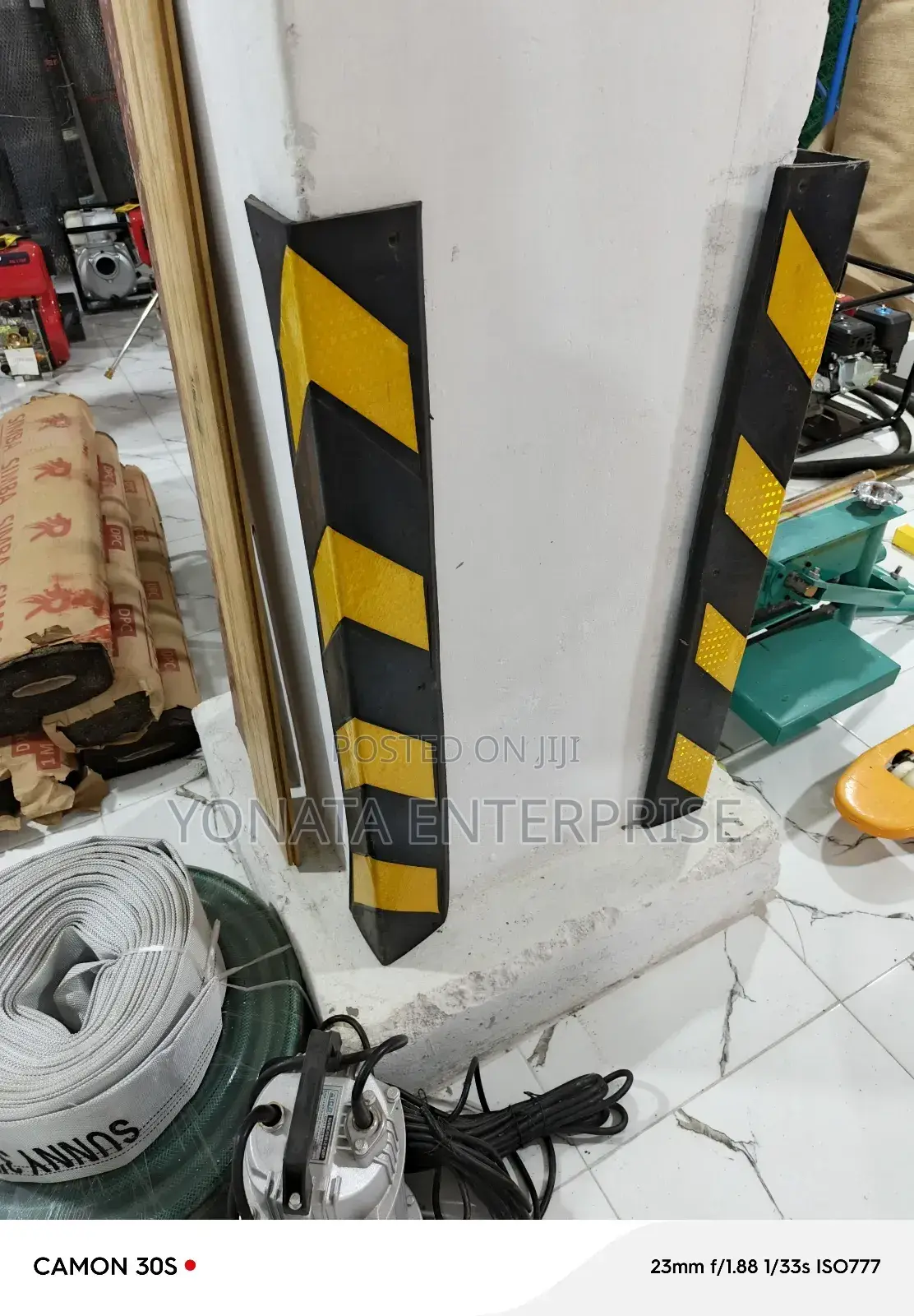 L - Shape Rubber Corner Protector