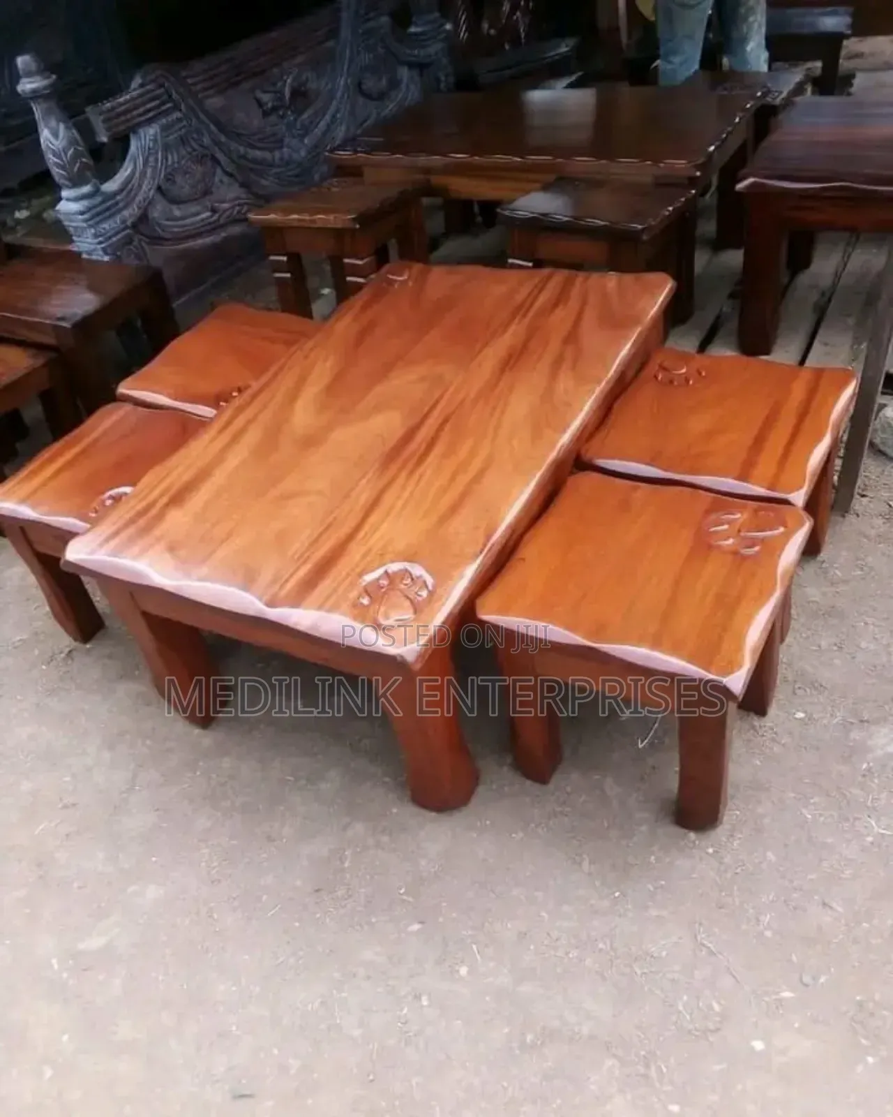 Eminem Design Coffee Table Mahogany Pure