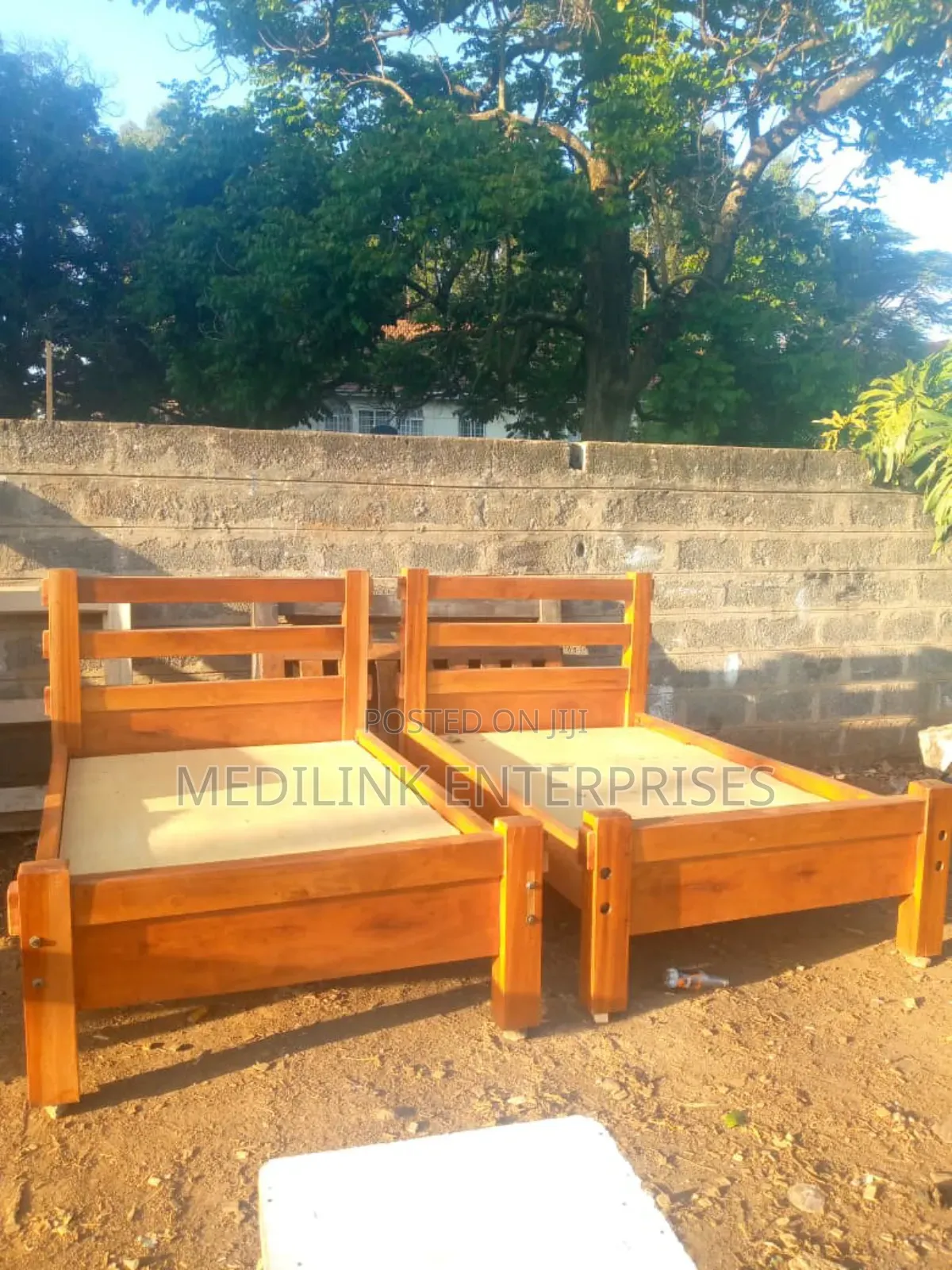 Wooden Mahogany 5*6 Beds