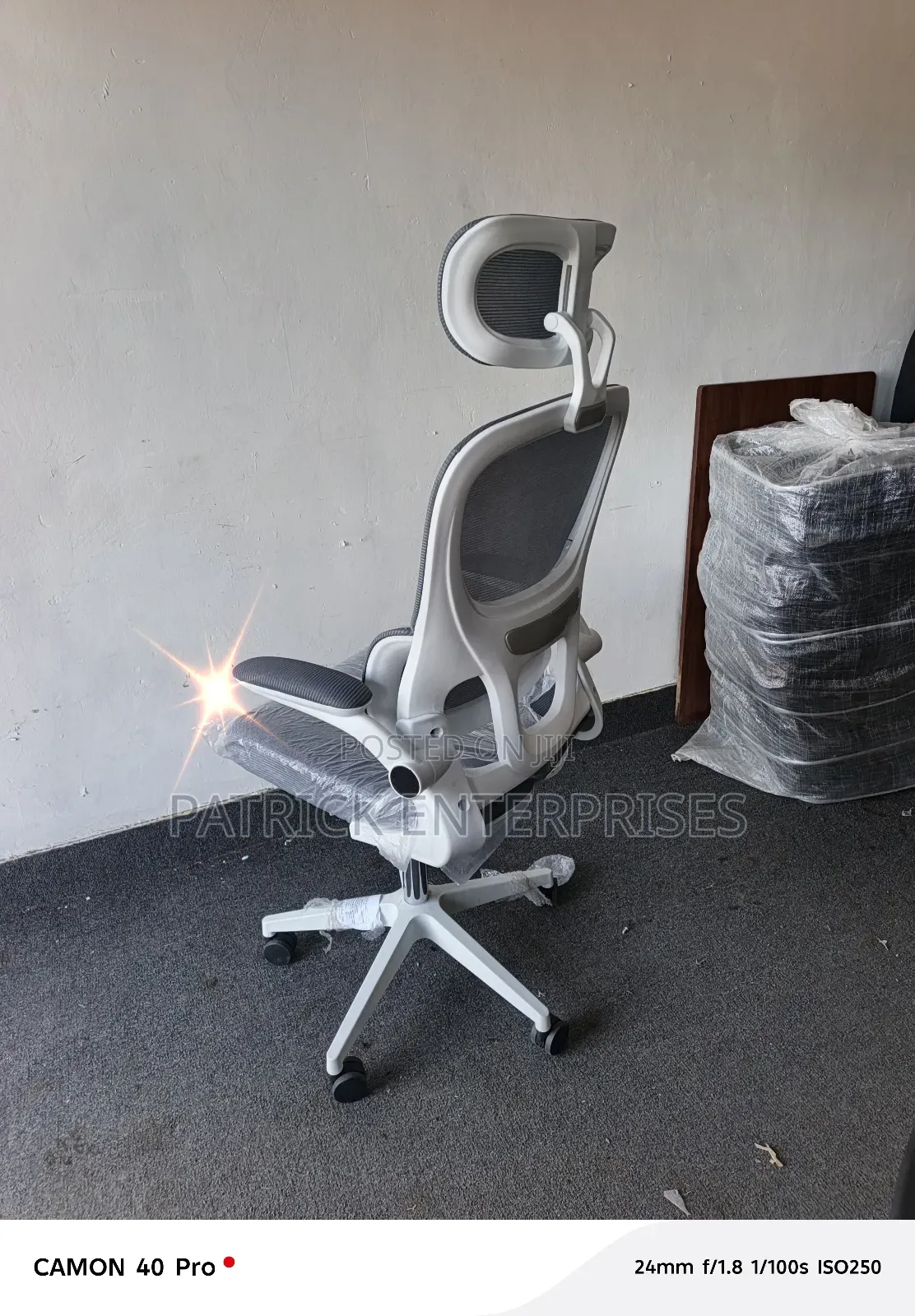 Orthopedic Double Back Office Chair White Color