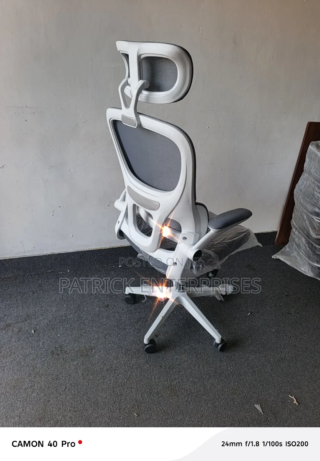 Orthopedic Double Back Office Chair White Color