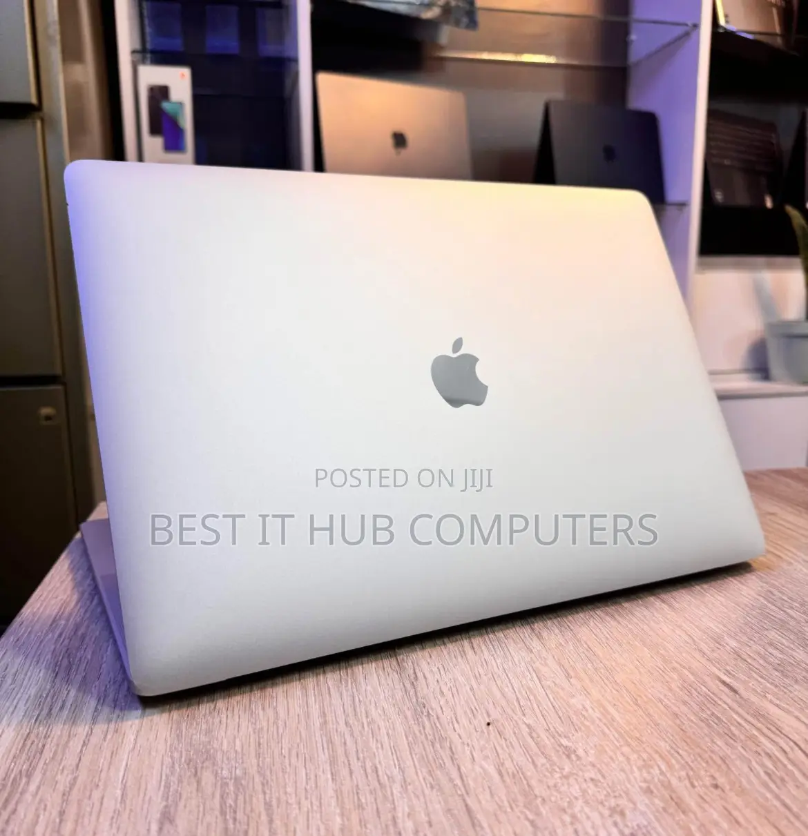 Laptop Apple MacBook Pro 2018 16GB Intel Core i7 SSD 256GB
