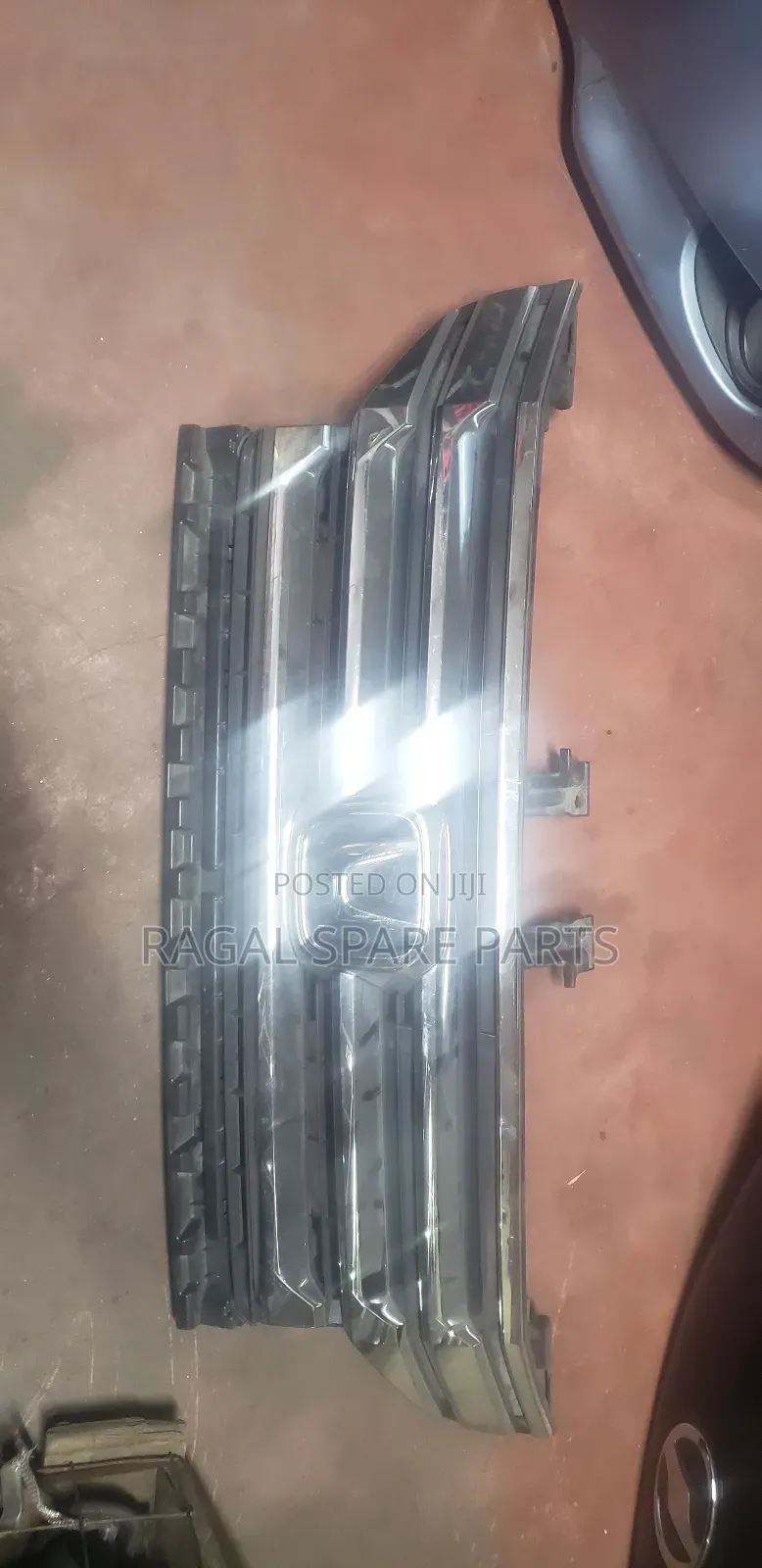 Honda Step Wagon Grill