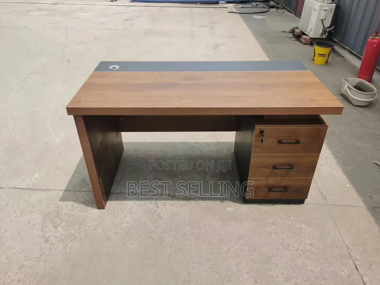 1.4m Brown Executive Office Desk