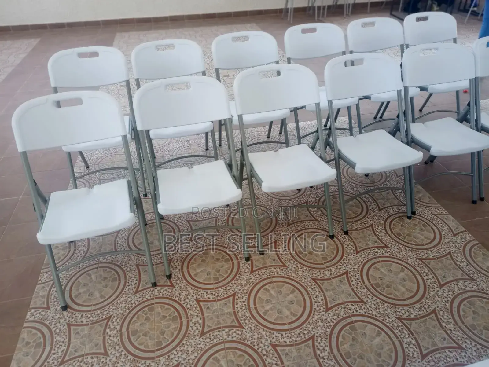 White Folderable Chairs