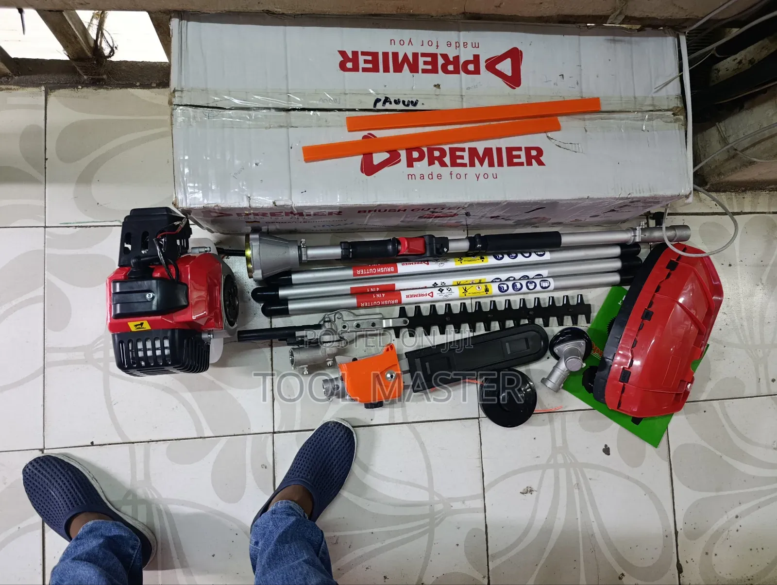 4 in 1 Brush Cutter 2 Stroke Engine