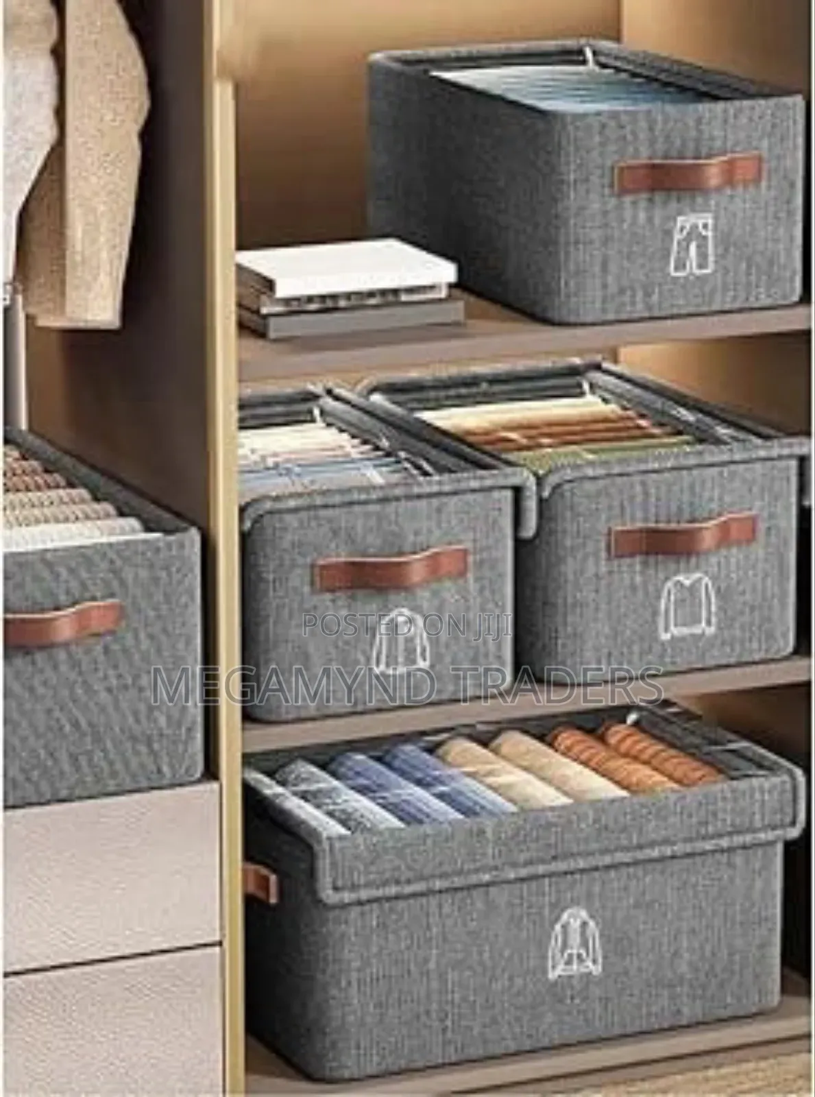 Foldable Clothes Storage Box / Clothes Organizer With Cover Lid