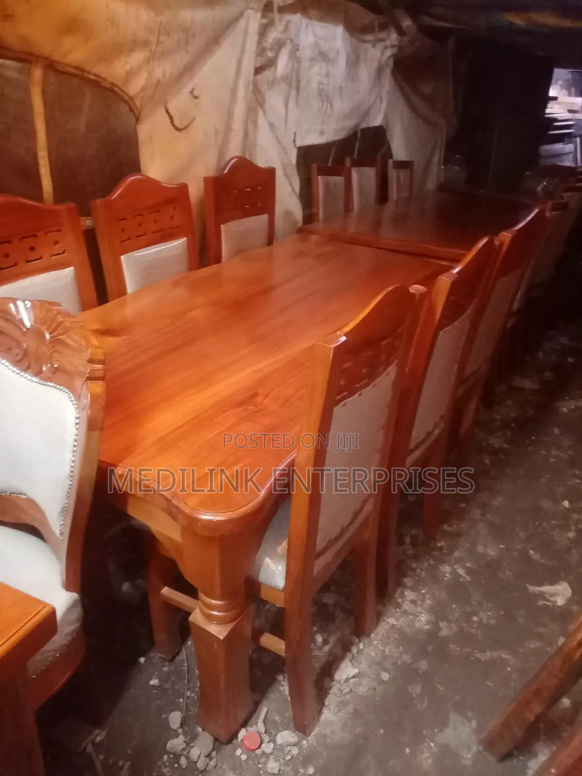Mahogany Solid 8-Seater Dinning Table