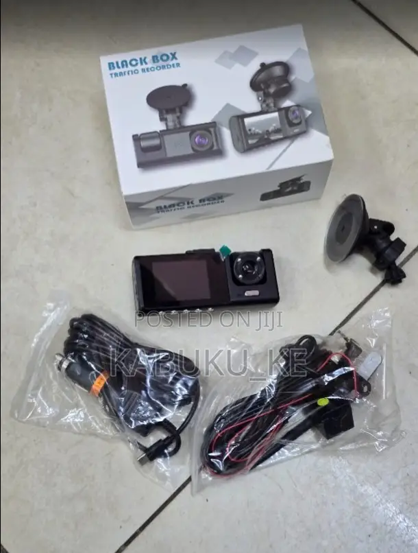 Back Box Traffic Recorder With 3 Lens .Front Inside and Rear Cameras