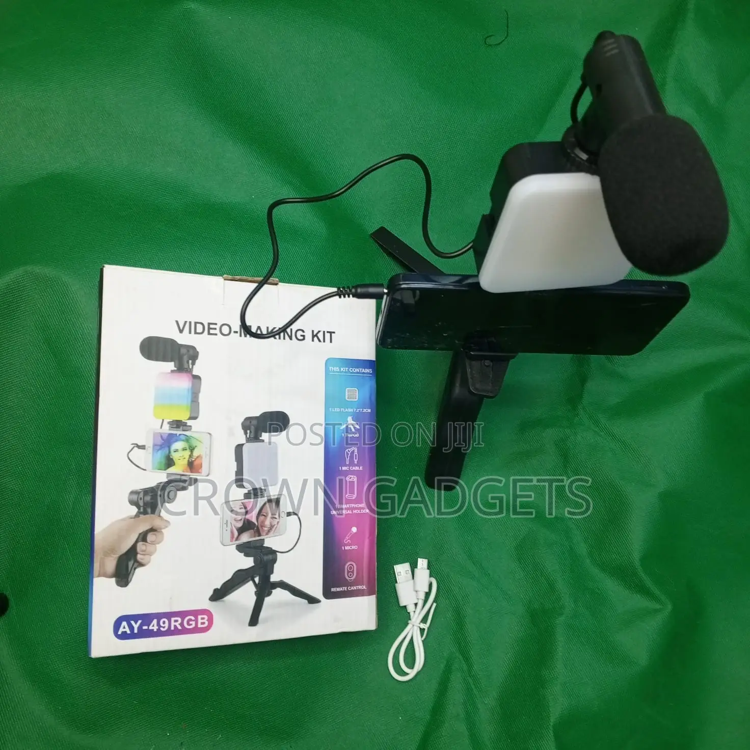Smartphone Video Making Kit Ay-49 With RGB Light Audio Mic