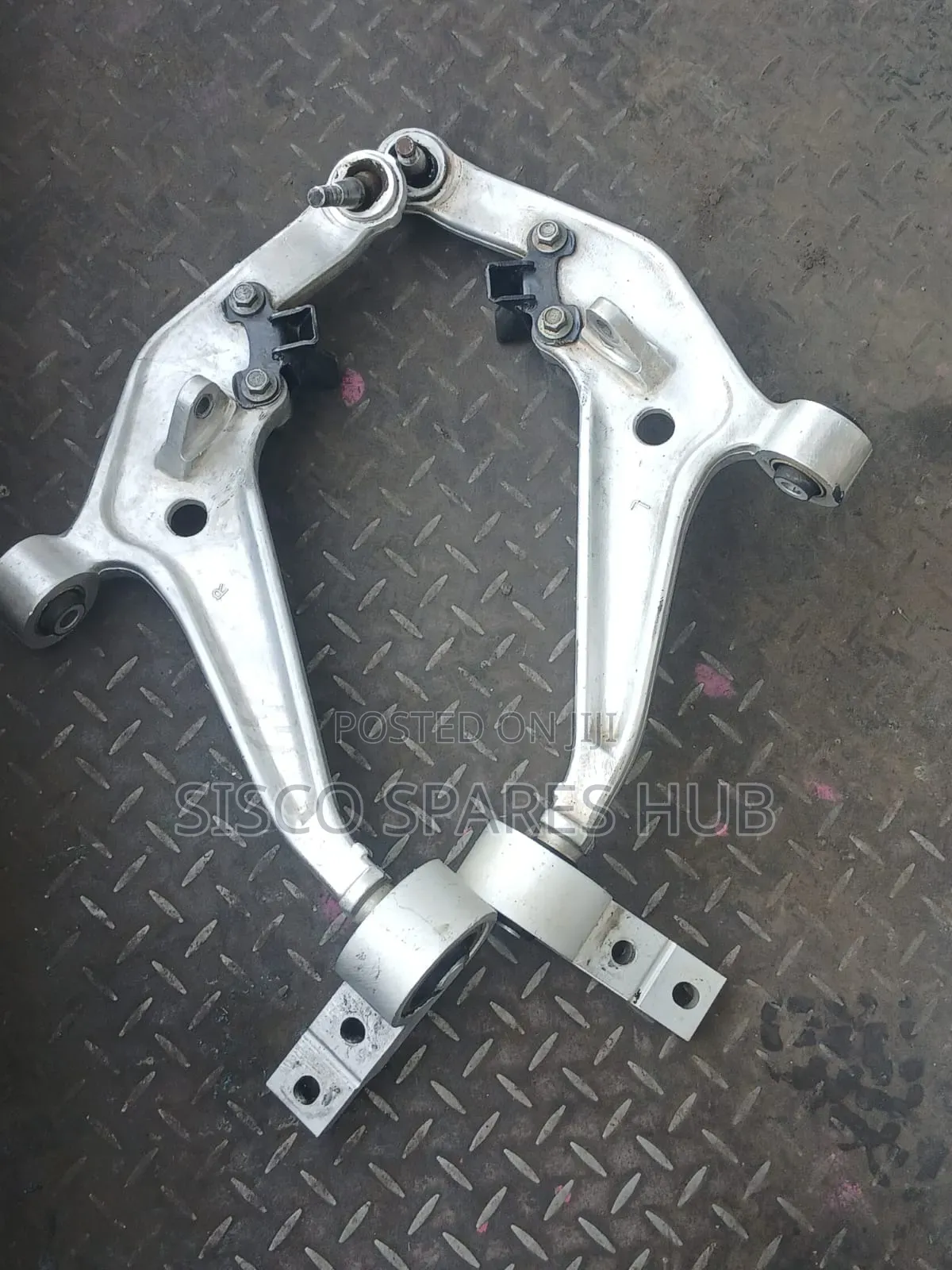 Control Arms Nissan X-Trail Nt30