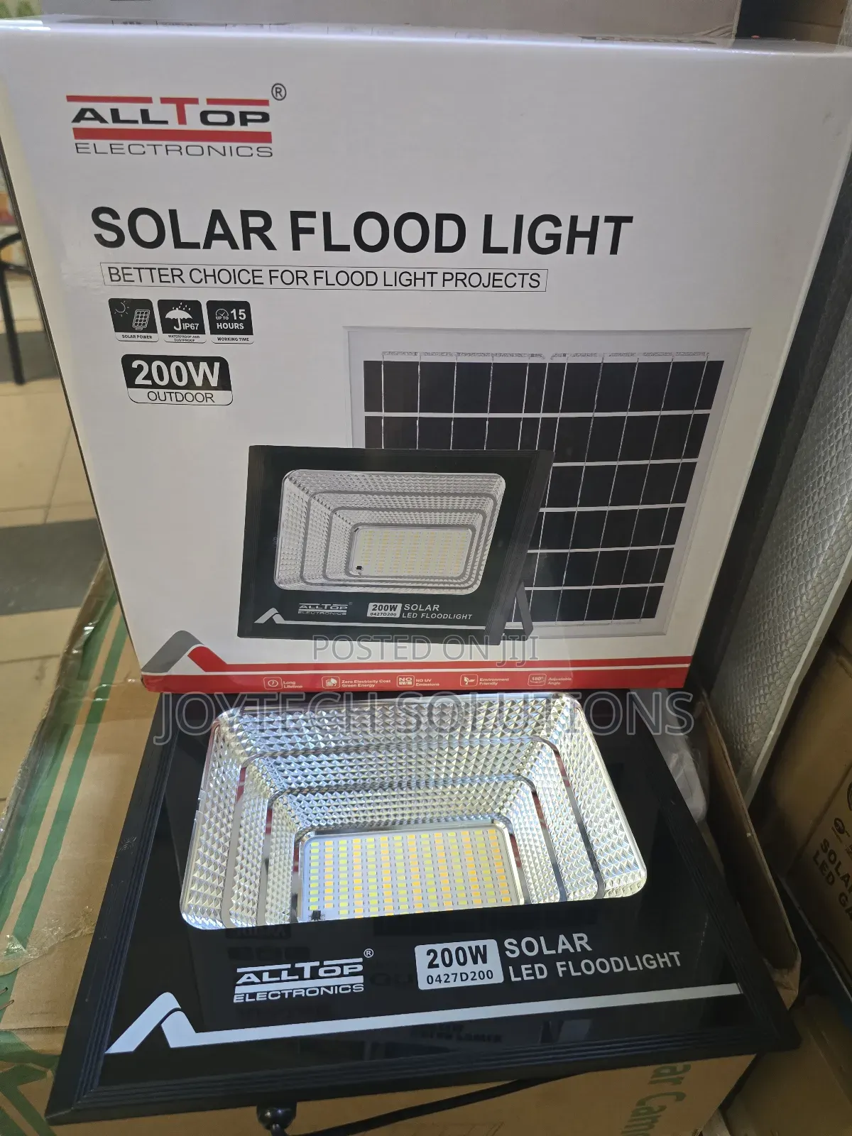 200 Watts Solar Flood Light