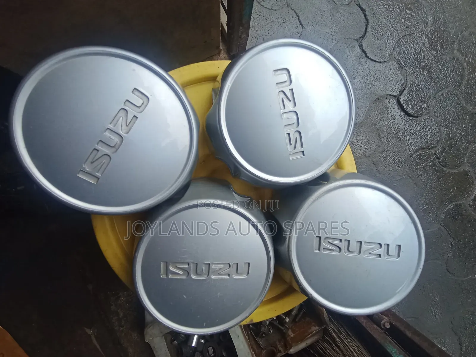 Isuzu D-max New Model Center Wheel Caps