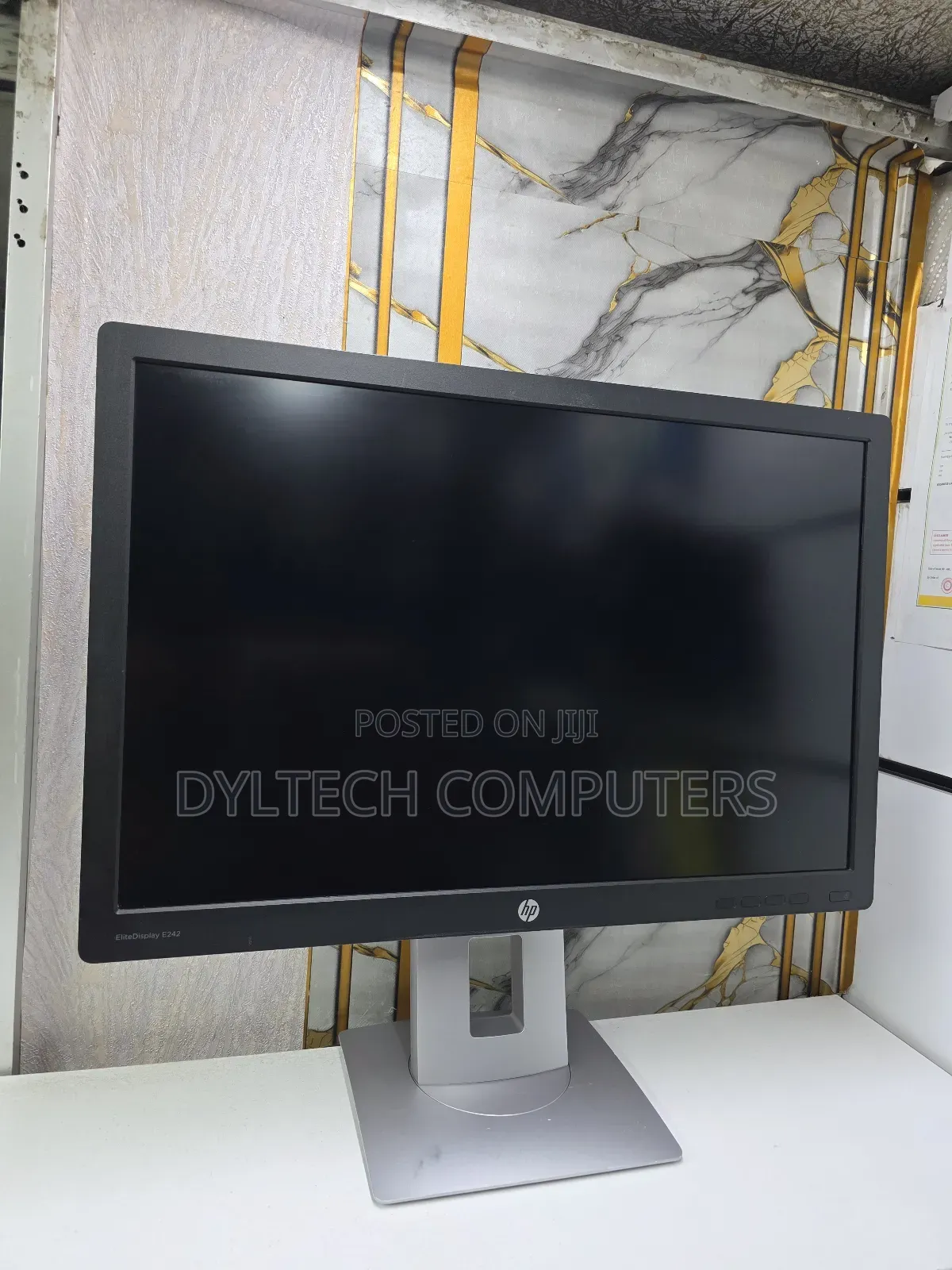 Hp Elite Display E242 24 Inches Monitor With Hdmi/Vga/Dp Ports
