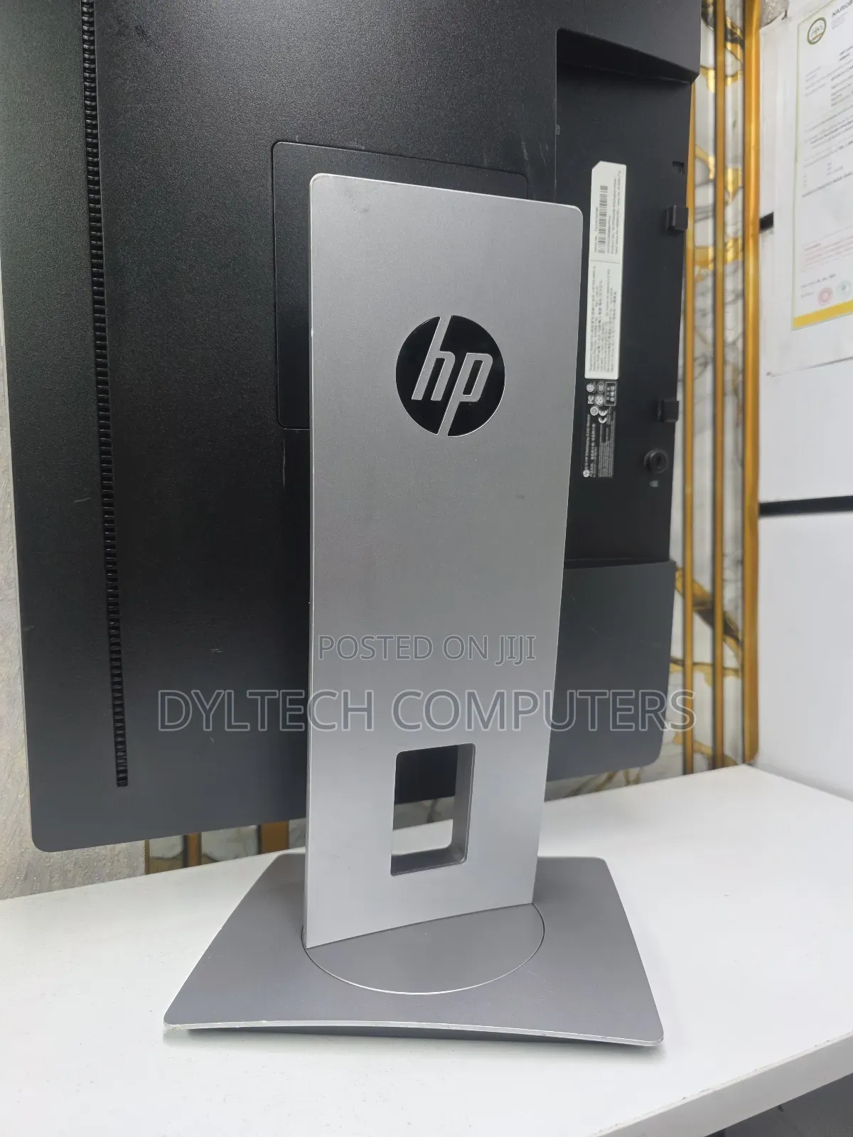 Hp Elite Display E242 24 Inches Monitor With Hdmi/Vga/Dp Ports