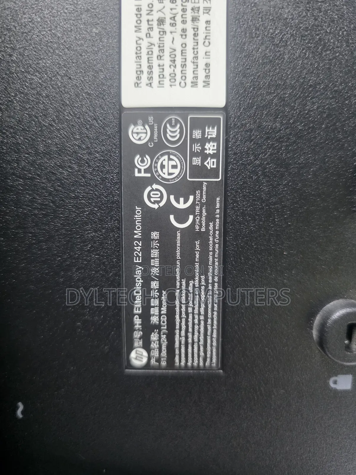 Hp Elite Display E242 24 Inches Monitor With Hdmi/Vga/Dp Ports