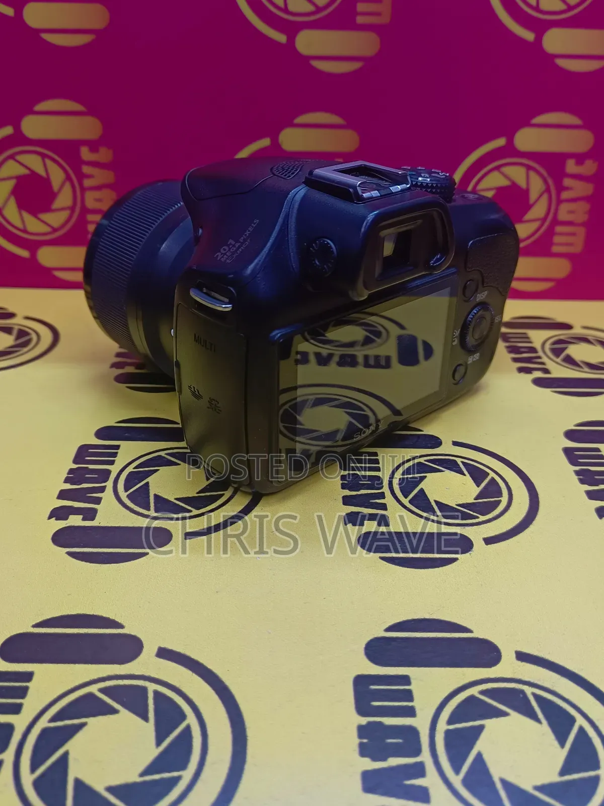 Sony A3500 Mirrorless Camera With 20 Megapixel