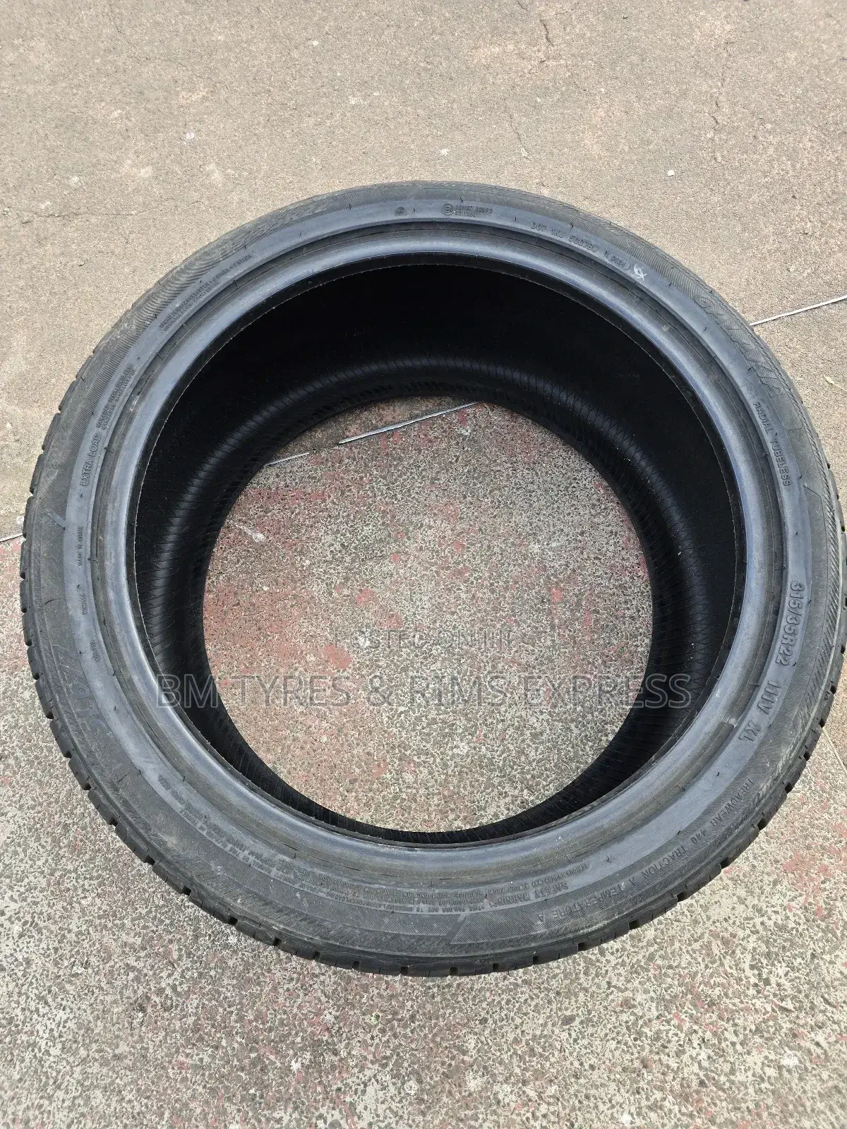 315 /35 R22 Galaxia Tyres (Highway)