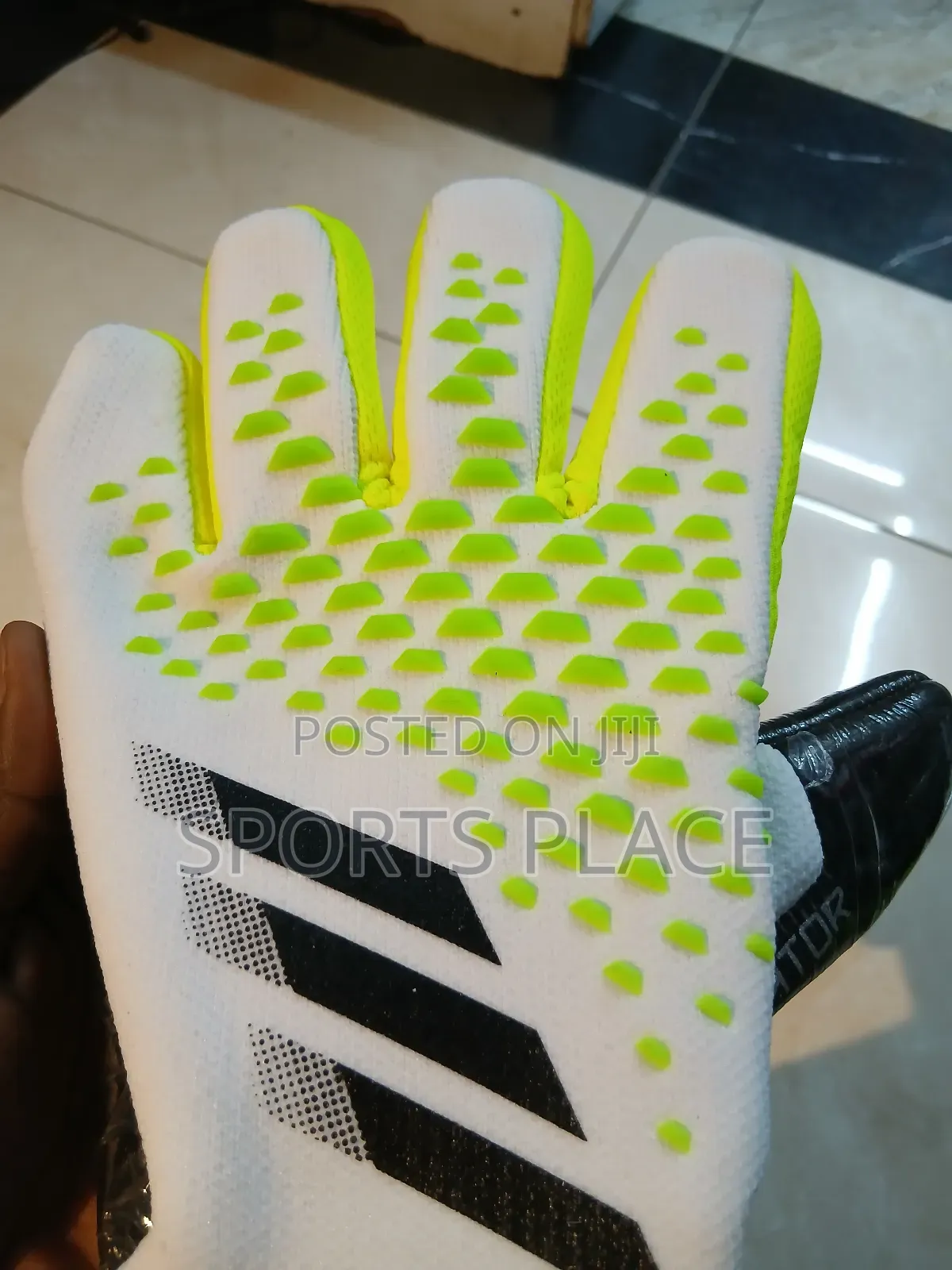 Adidas Predator 2.0 Keeper Gloves