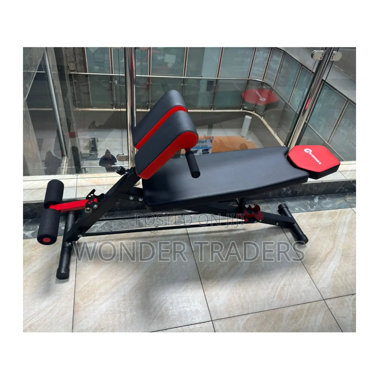 Adjustable Decline Sit-Up Bench With Leg Support .