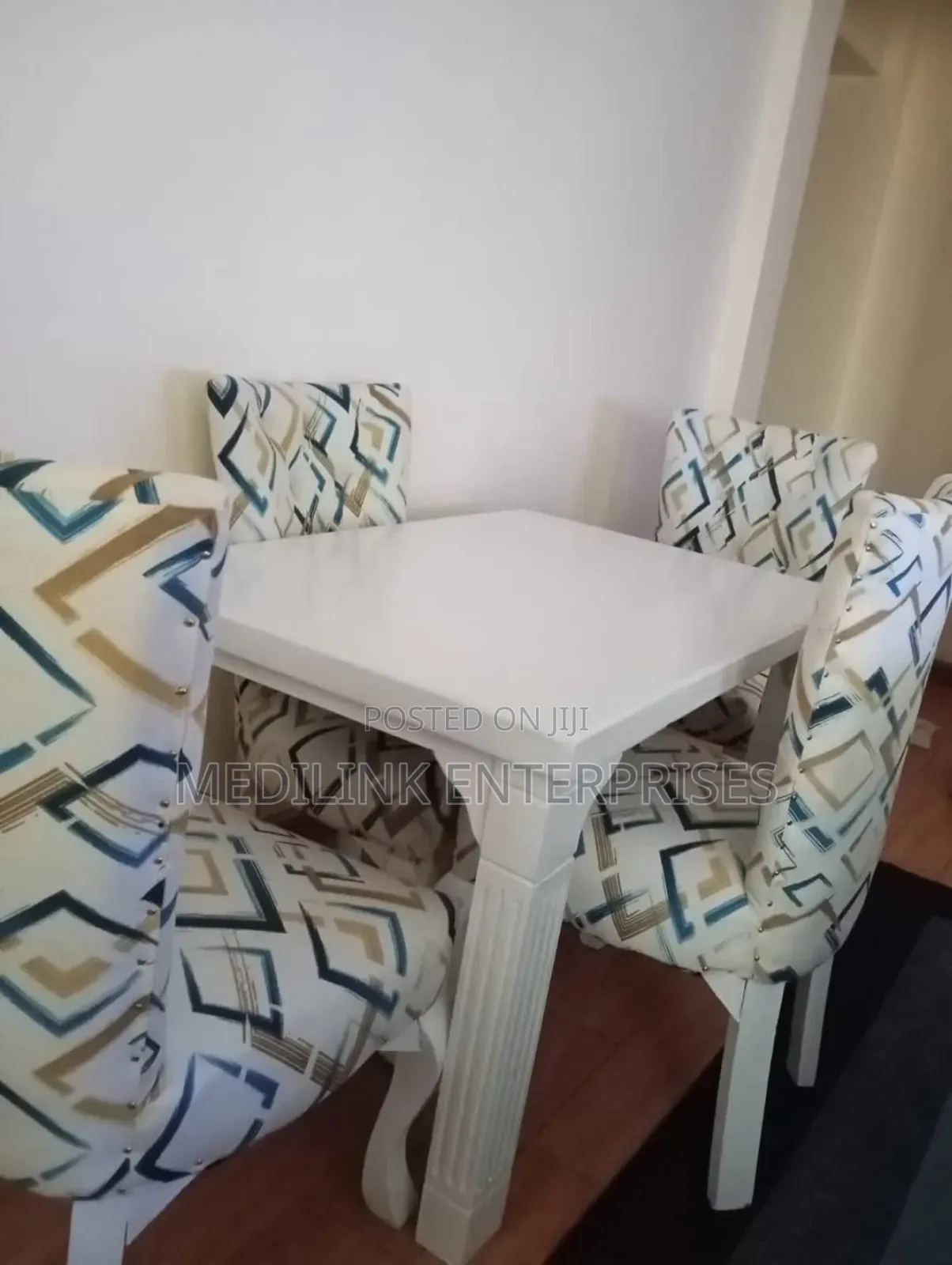 Mixed Fabric 4-Seater Dinning Table Set