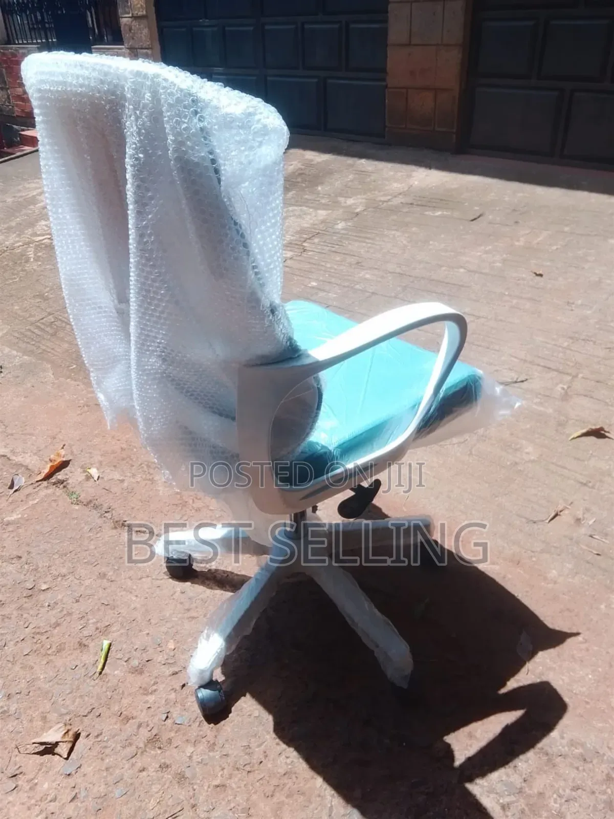 Blue Seat Classic Office Chair
