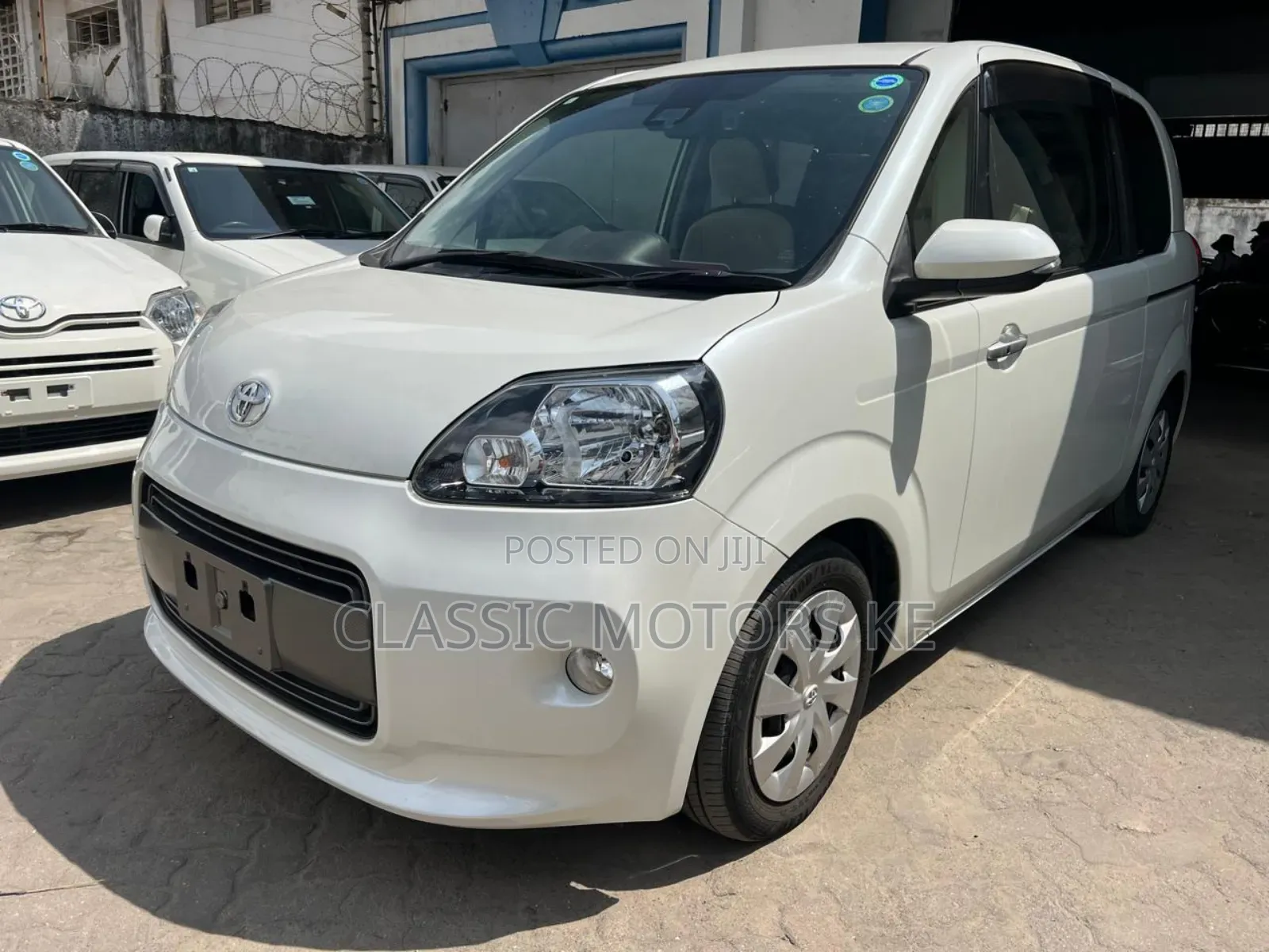 Toyota Porte 1.5 FWD 2019 White