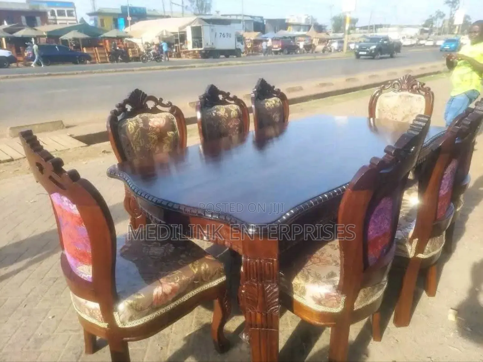 Customized Mahogany 8-Seater Antique Chairs Dinning Table Set