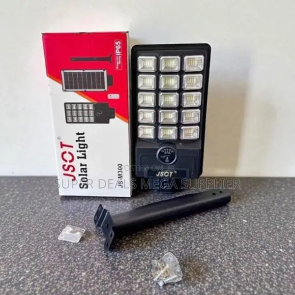 Inbuilt Rechargeable Li- Ion Battery 300w Security Solar Street Light