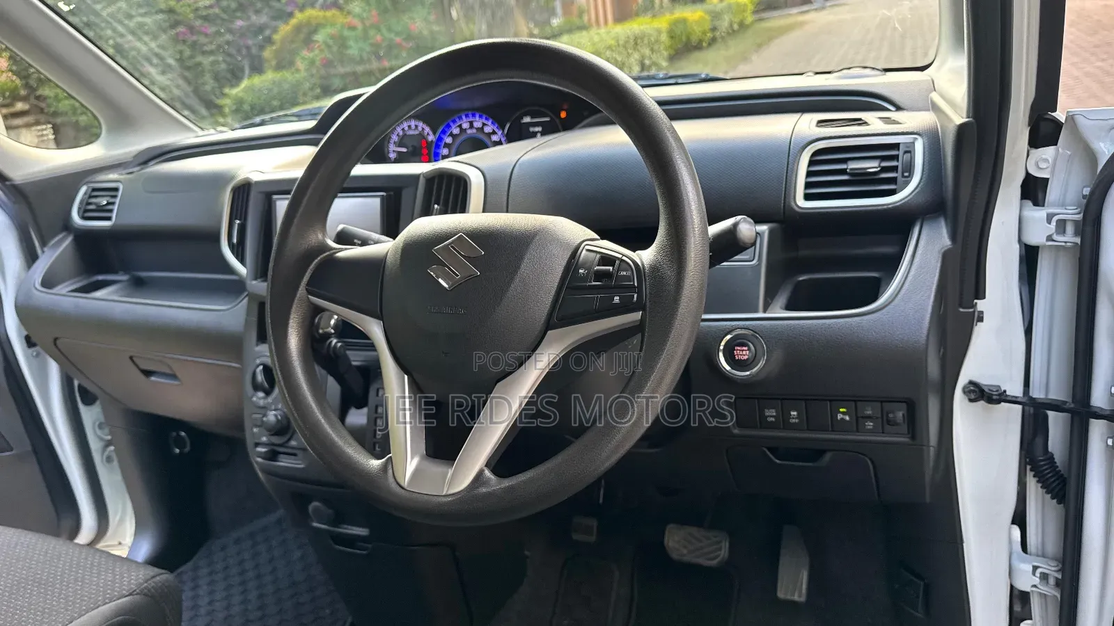 Suzuki Solio 2018 White