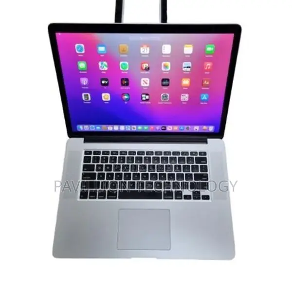Laptop Apple MacBook Pro 8GB Intel Core I5 SSD 256GB