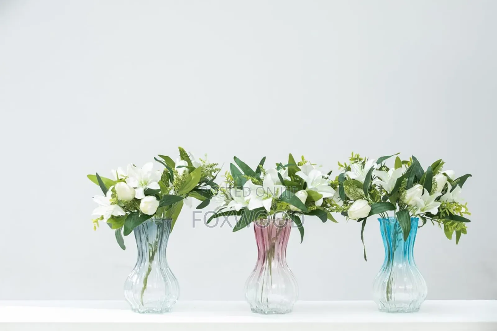 20cm High 800ml Flower Vase