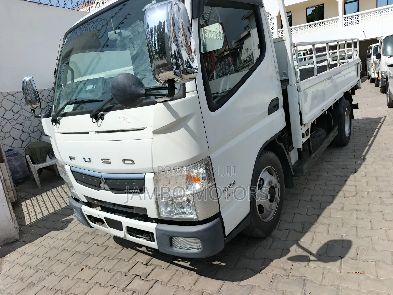Mitsubishi Fuso Canter
